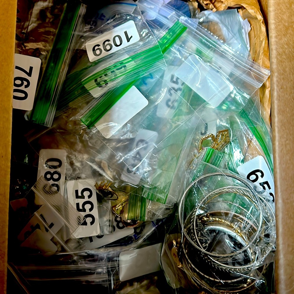 Unboxing Live